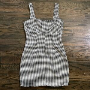 DIVIDED H&M Herringbone square neck mini dress ( SZ SM)